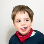 Friedrich Jaenicke - Kind mit rotem Halstuch – Symbol für Florian Jaenickes Vortrag Wer bist du, Bad Tölz 2026